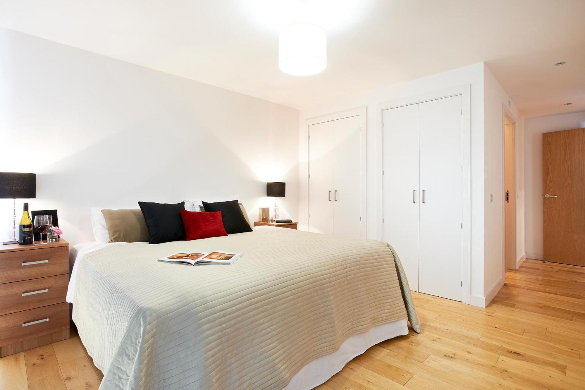 Watford Centre - Luxury Penthouse Lejlighed Eksteriør billede
