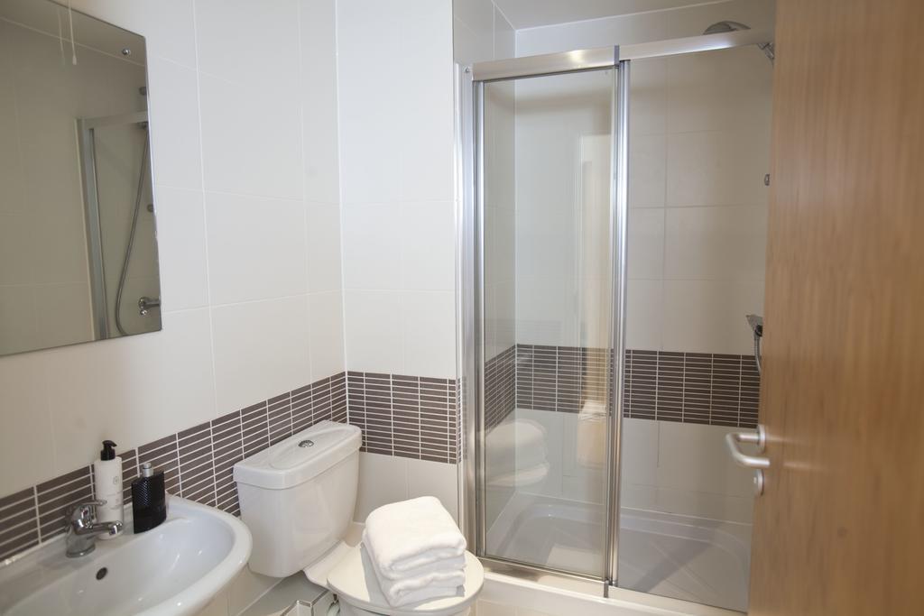 Watford Centre - Luxury Penthouse Lejlighed Eksteriør billede
